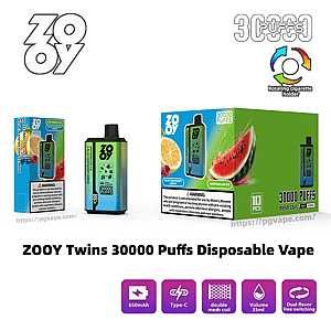 Présentation du produit montrant la vape jetable ZOOY Twins 30 000 Puffs : un seul appareil dégradé bleu à vert avec un embout noir à côté d'une boîte de vente au détail verte illustrée d'une tranche de pastèque et d'un citron, des étiquettes de saveur (Watermelon Ice, Blue Raspberry Lemon), une marque de 30 000 bouffées, un graphique de support rotatif et des icônes de performance pour 650 mAh, Type-C, bobine à double maille, volume de 35 ml et commutation à double saveur.