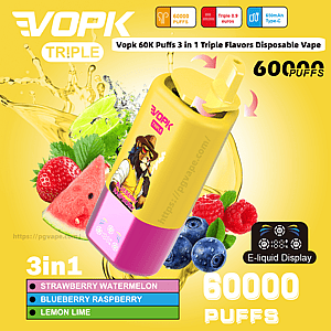 Żółto-różowy potrójny jednorazowy waporyzator VOPK przedstawiający arbuza, truskawkę, jagodę, malinę i limonkę, promujący 60 000 zaciągnięć i trzy smaki do wyboru oznaczone jako Truskawka-Arbuz, Jagoda-Malina i Cytryna-Limonka.
