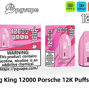 Pink Bang King 'Porsche' 使い捨て電子タバコとそのパッケージには、12,000 パフ (ピーチ アイス) とラベルが貼られ、Type-C、550mAh バッテリー、18ml のリキッド アイコン、および目立つニコチン警告が示されていました。.