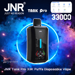 Kampanjbild av en svart JNR Tank Pro engångsvape med en digital display centrerad inuti en glödande blå ring mot lila-blå rök, med JNR-logotypen, en framträdande "33 000 bloss"-rubrik och en liten produktspecifikationspanel uppe till höger.