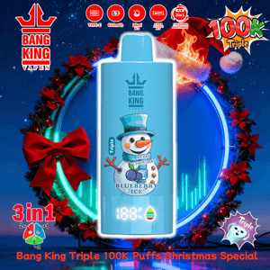 Appareil jetable Bang King Vapen bleu vif avec un graphique de bonhomme de neige étiqueté ' Blueberry Ice ' et un compteur de bouffées numérique, centré à l'intérieur d'une couronne de Noël festive avec des nœuds rouges et des poinsettias et entouré d'icônes pour les fonctionnalités 3-en-1, 100K Triple, Type-C, 600 mAh et 24 ml × 3.