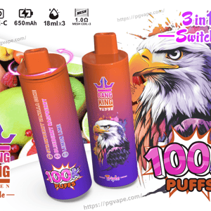 Två cylindriska orange-till-lila engångsvape-enheter märkta Bang King Vapen Triple med örnkonstverk framför en bakgrund av skivad frukt och ikoner som läser Type-C, 650mAh, 18ml×3, 1,0Ω mesh-spole och framträdande '3 in 1 Switch' och '100K-puff'.