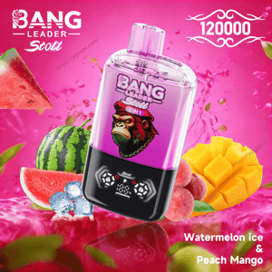 ゴリラのロゴとデジタル ディスプレイを備えた半透明のピンクの Bang Leader Stoll 電子タバコ デバイスを示し、スイカのスライス、アイス キューブ、ピーチとマンゴーのかけらに囲まれ、背景に「スイカ アイス & ピーチ マンゴー」というフレーバー テキストと「120000」のラベルが描かれたピンクのプロモーション画像