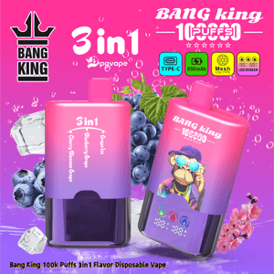 Jasnoróżowo-fioletowa reklama jednorazowego vape Bang King 3w1, przedstawiająca dwa różowe urządzenia, rysunkową małpę w okularach przeciwsłonecznych, zdjęcia jagód i 100 tys. zaciągnięć.