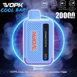 Blue VOPK Cool Bar engångsvape med svartvinbärssmak, 20 000 puffar, mesh-spole, Type-C-laddning och justerbart luftflöde.