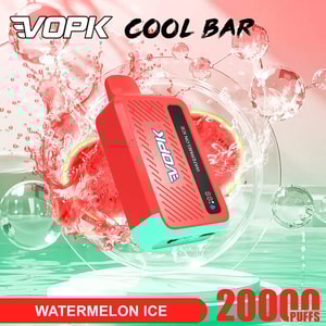 Röd och blågrön VOPK Cool Bar engångsvape med Watermelon Ice-smak, bland vattenmelonskivor och is, 2000 puffar
