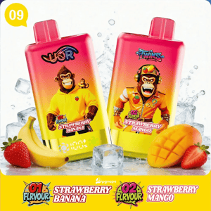 Två gradientfärgade flaskor med tecknade apafigurer, märkta Strawberry Banana och Strawberry Mango, omgivna av is, jordgubbe, banan och mango.