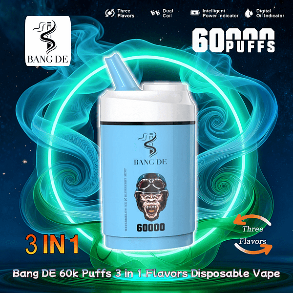 斜めのマウスピースと本体に「60000」が印刷されたライトブルーの Bang DE 使い捨て電子タバコ デバイス。渦巻くネオン グリーン ブルーの煙の背景に、60,000 パフ、スリーインワン フレーバー、その他の機能を強調するプロモーション テキストとアイコンが表示されます。.