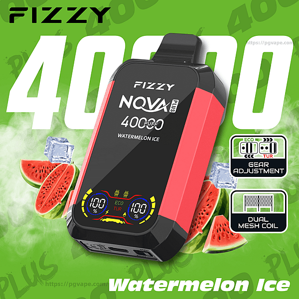 Schwarz-rotes Fizzy Nova Plus-Vape-Gerät mit einem Bildschirm mit der Aufschrift “40000 Puff Watermelon Ice” vor einem grünen Hintergrund mit Wassermelonenscheiben, Eiswürfeln und Symbolen für die Gangeinstellung und Dual-Mesh-Spule.