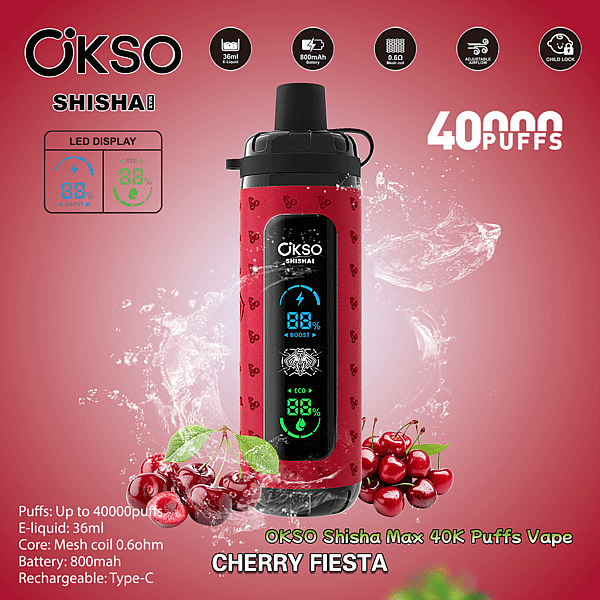 Dispositivo di vaporizzazione rosso OKSO Shisha Max con bocchino nero e display LED verticale che mostra le icone della batteria e della modalità, con effetti splash con grappoli di ciliegie alla base e 40.000 boccate prominenti ed etichettatura del prodotto Cherry Fiesta.